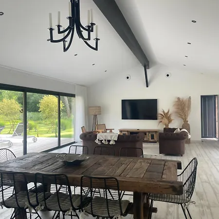 Вилла La Des Chenes Оданж